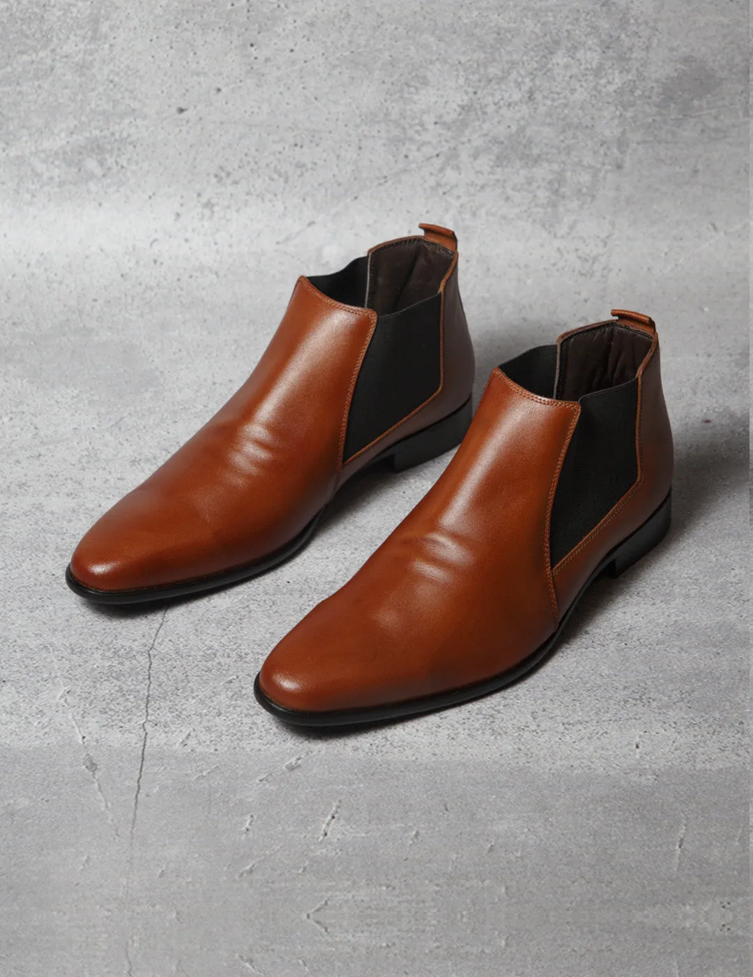 Kanvas Explorer Chelsea Boots