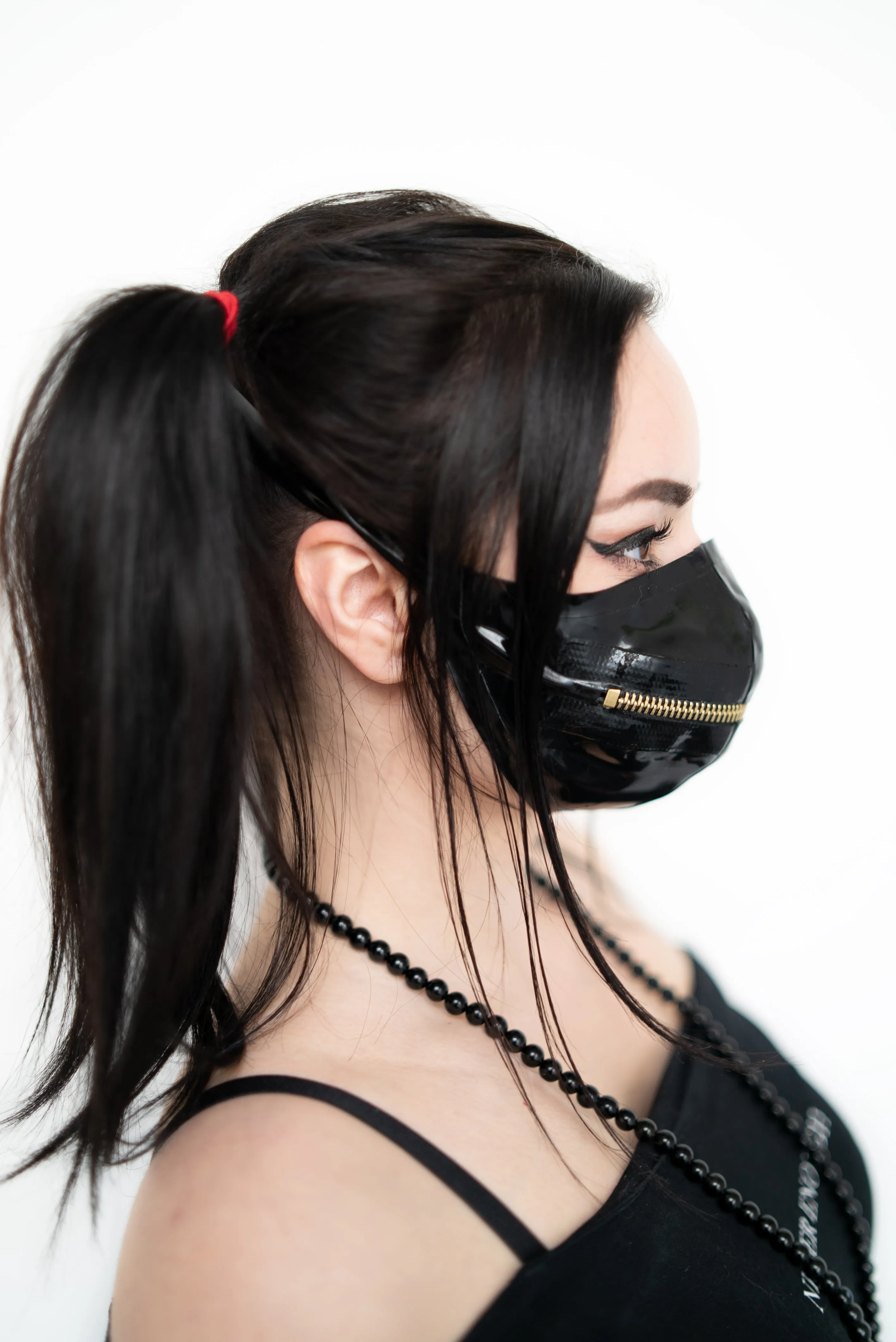 "Chelsea Smile" Latex Facemask with Inner Filter & Front Zipper