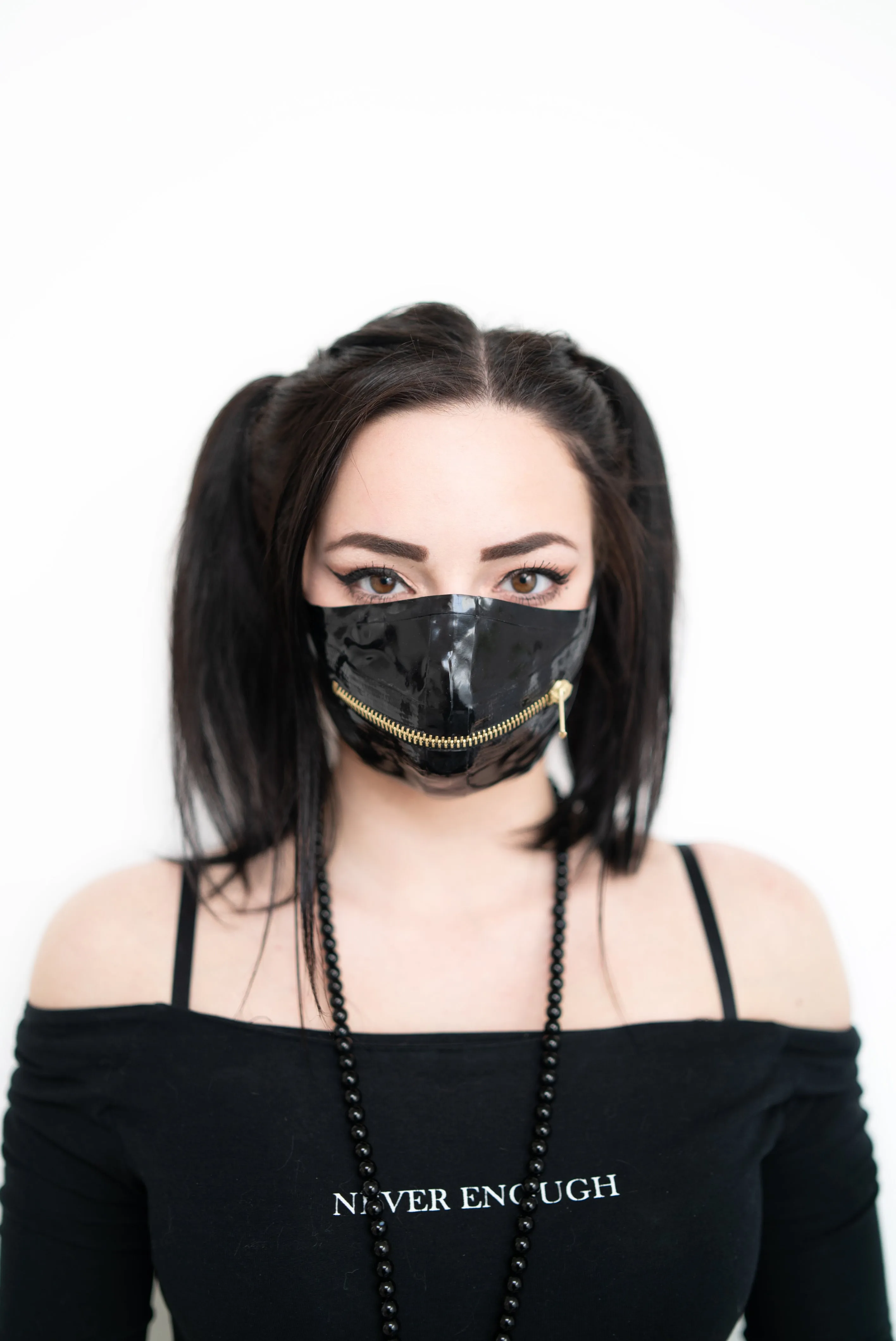 "Chelsea Smile" Latex Facemask with Inner Filter & Front Zipper